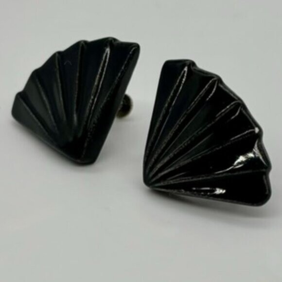 Vintage Lucite Plastic Earrings Similar to Bakelite Black Fan Shape, Screw-Backs - Picture 8 of 10
